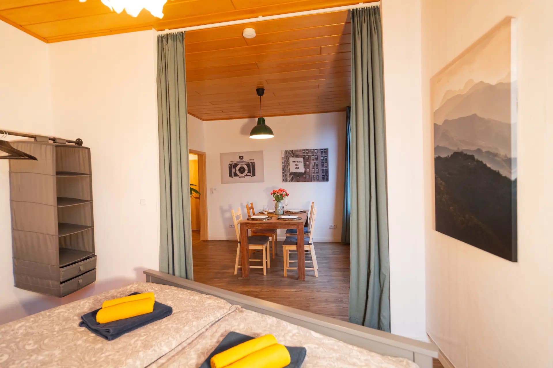 Türchen - Gemütliches Apartment mit Balkon und Spielkonsole - Hero Image